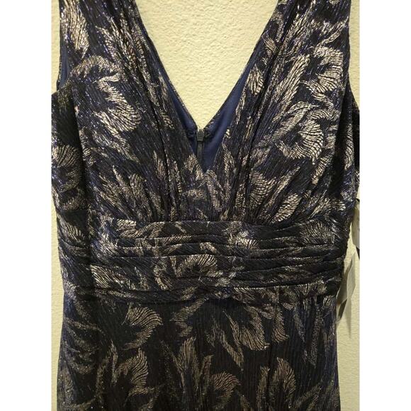 Betsy & Adam Women's One-Shoulder Metallic Floral Gown Blue Size 12 - Picture 6 of 14